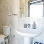 Διαμέρισμα Spacious, 1br With Comfortable Bed In Tarxien